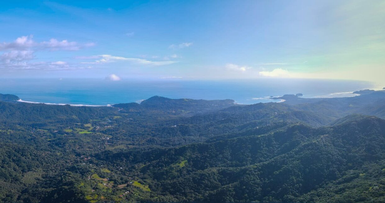 10-Hectare Farm with Ocean View near Playa Carrillo, Guanacaste, Playa Carrillo — farm for sale on Costa Rica's Nicoya Peninsula